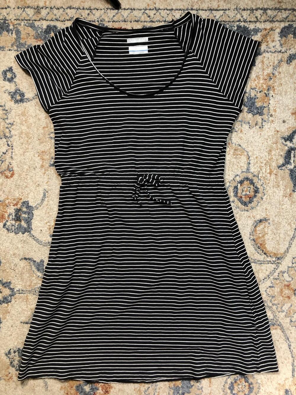Columbia Dress Womens Large Black Stripe Omni-Wick T-Shirt Drawstring Travel